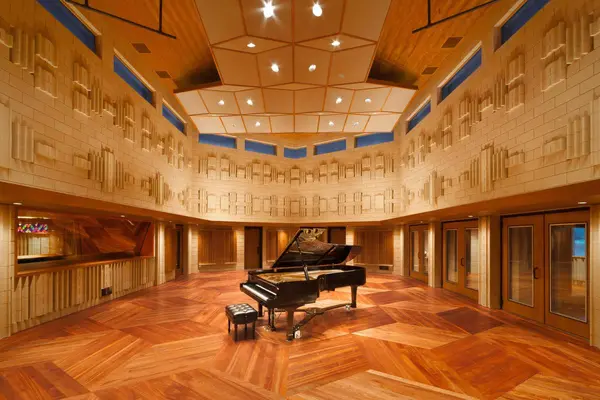 Manifold recording studio by Brett Acoustics