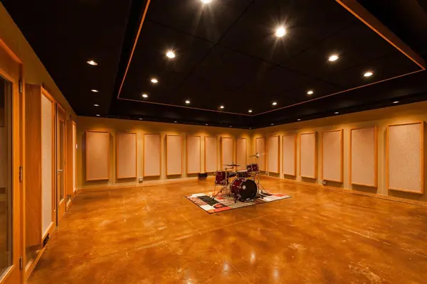 Truphonic recording studio by Brett Acoustics
