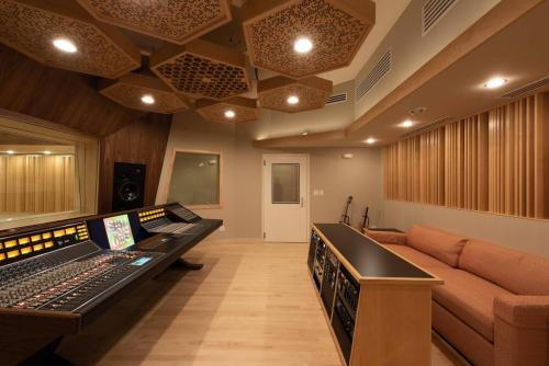 Suntone-4